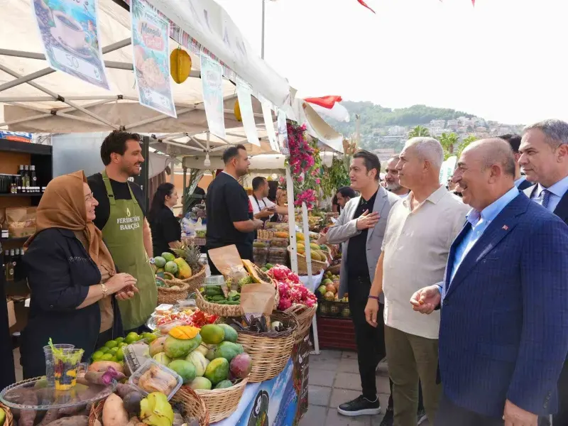 Uluslararası Alanya Tropikal Meyve Festivali Kapılarını Ziyaretçilere Açtı