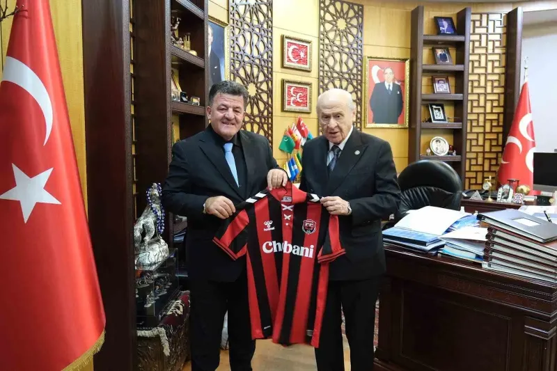 Erzincanspor Yönetiminden MHP Lideri Bahçeli'ye Anlamlı Ziyaret