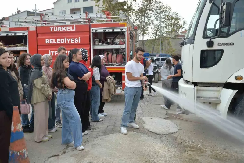 Türkeli Meslek Yüksekokulu Öğrencilerine Uygulamalı İtfaiye Eğitimi Verildi