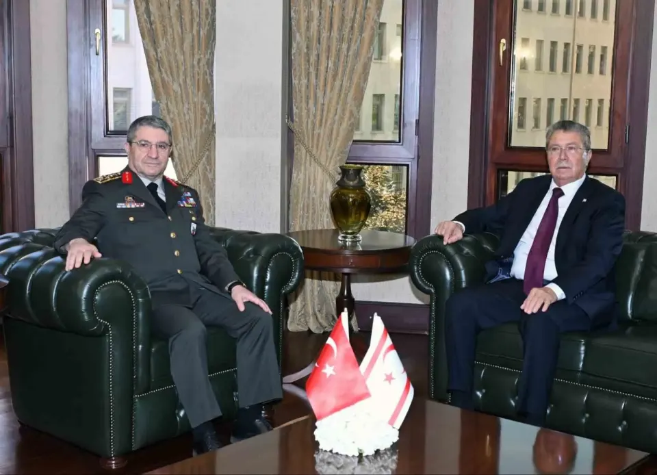 Genelkurmay Başkanı Bayraktaroğlu, KKTC Başbakanı Üstel ile görüştü