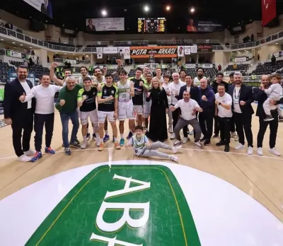 Başkan Şeniz Doğan: Y. Denizli Basketbol Takımı Kentimizin Gurur Kaynağı Oldu