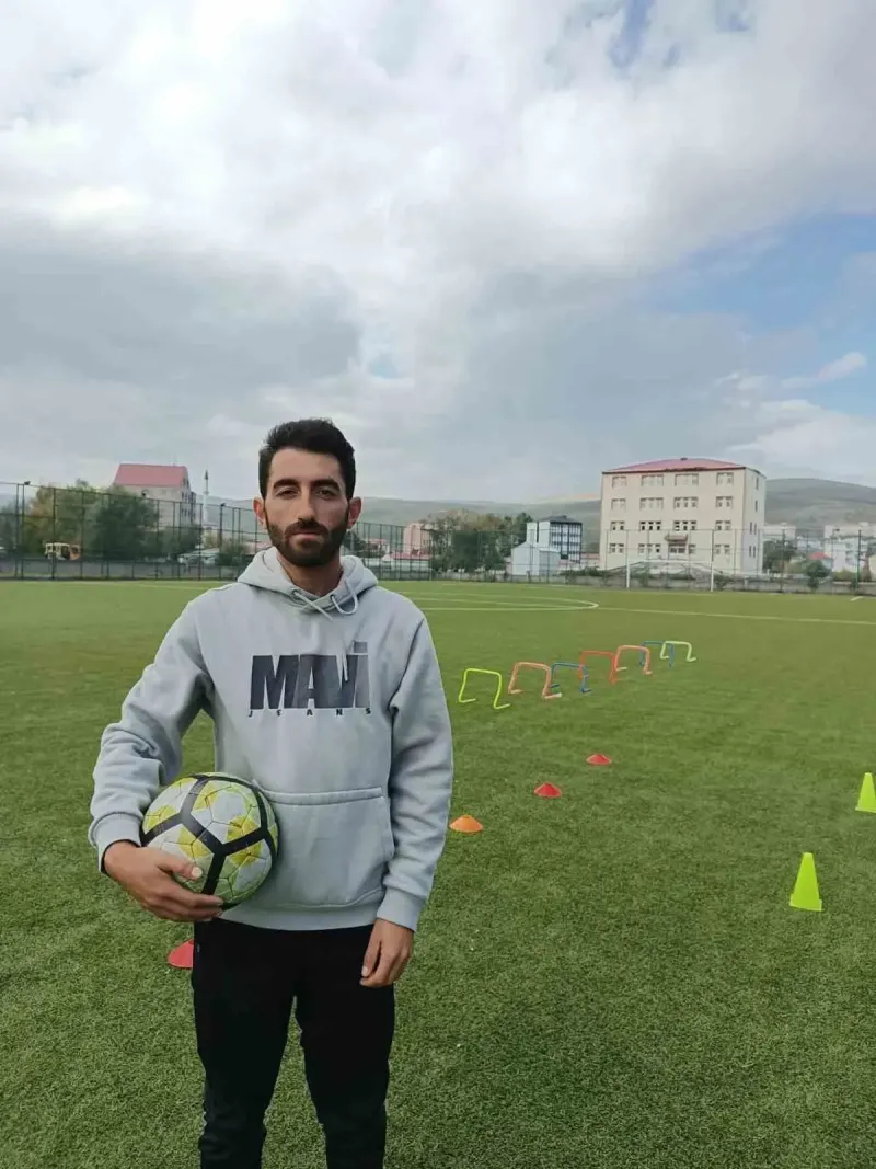 Çıldır'da Çocuklar İçin Ücretsiz Futbol Kursu Heyecanı Başlıyor