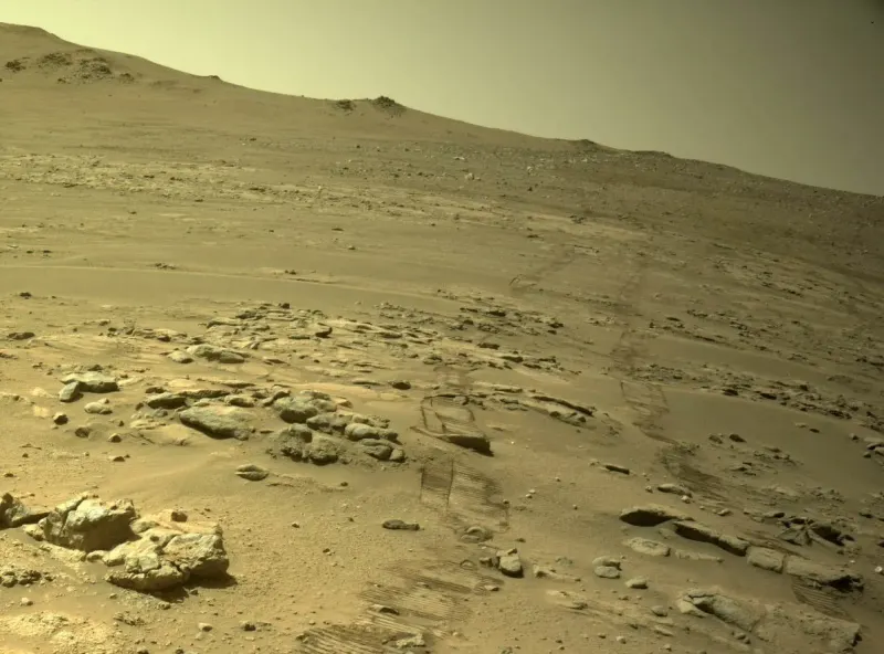 NASA'nın Perseverance Aracı Mars'ta Tarihi Mesafe Rekorunu Kırdı