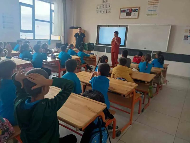 Adıyaman Belediyesinden Okullarda Sokak Hayvanları Eğitimi