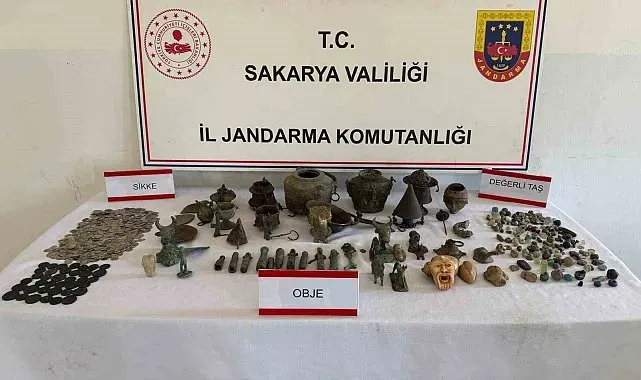 Evini kaçak müzeye dönüştüren şahıs yakalandı