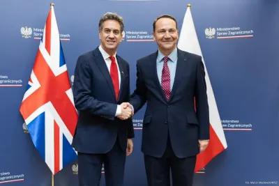 Polonya ve İngiltere'den Ukrayna'ya Kesintisiz Destek Vurgusu