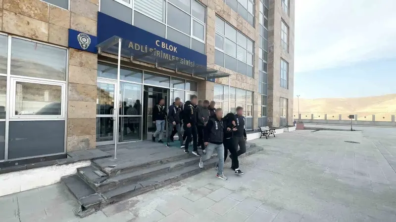 Yatırım Danışmanlığı Dolandırıcılığı Soruşturmasında Milyarlık İşlem Hacmi Ve Tutuklamalar