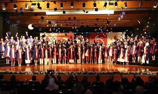 SANKO Üniversitesi Tıp Fakültesinde mezuniyet coşkusu