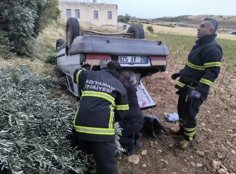 Adıyaman Merkezde Takla Atan Otomobilin Sürücüsü Yaralandı