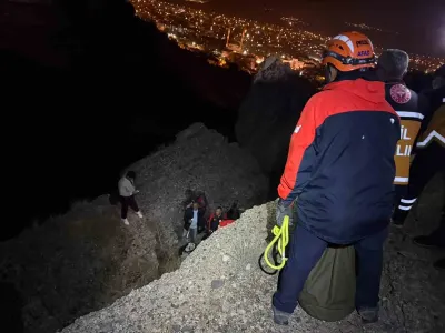 Nevşehir'de Kayalıklardan Düşen Motosiklet Sürücüsü Kurtarıldı