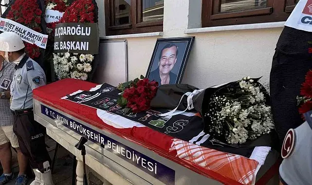Kuşadası Belediyesi eski başkanı Berberoğlu, son yolculuğuna uğurlandı