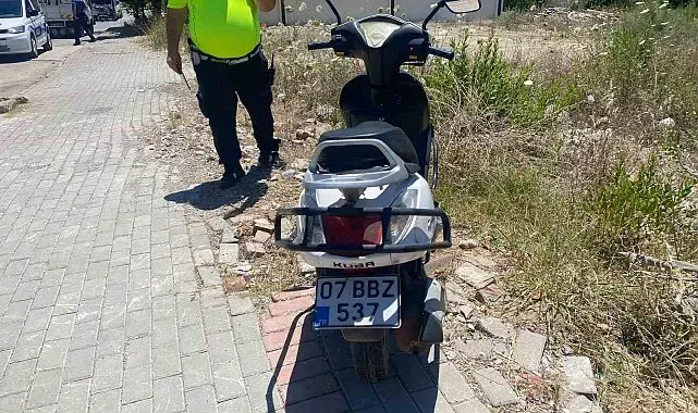 Gazipaşa'da motosiklet ile kamyonet çarpıştı: 1 yaralı
