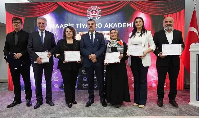 Bakan Tekin: "Sanatı eğitim süreçlerinin ayrılmaz bir parçası olarak görüyoruz"