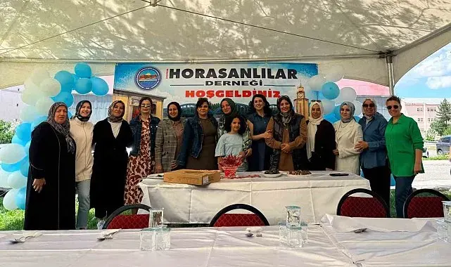 "Bahçe bizden, bohça sizden" diyerek buluştular