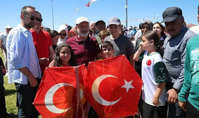 Başkan Çolakbayrakdar'dan yaz boyunca daha fazla etkinlik müjdesi