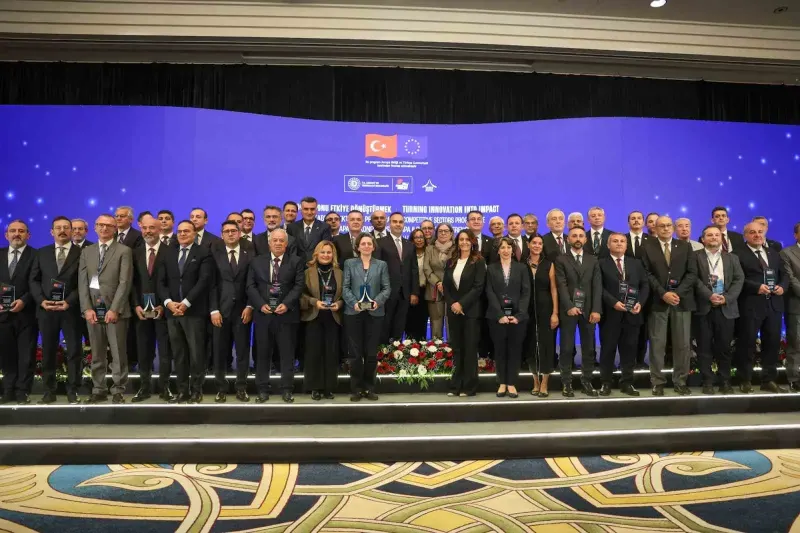 Gaziantep Ticaret Borsasının Teknoloji Yatırımına Bakan Kacır’dan Ödül