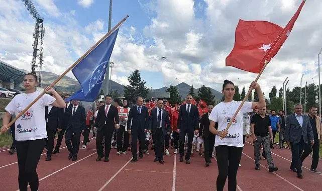 GSB'den davet: "Okullar bitti haydi çocuklar spora"