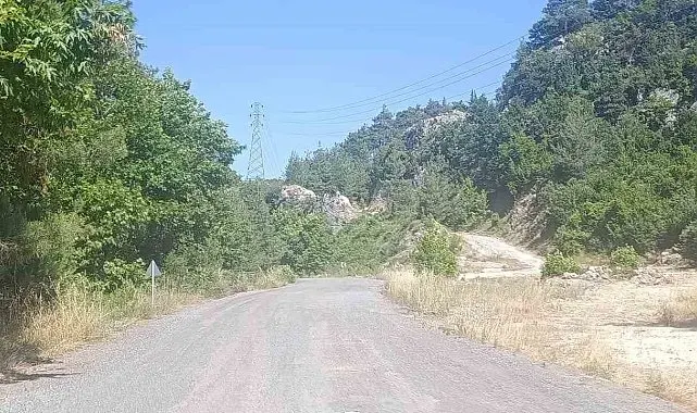 Karasu Vadisi, doğası ve buz gibi sularıyla insanları hayran bırakıyor