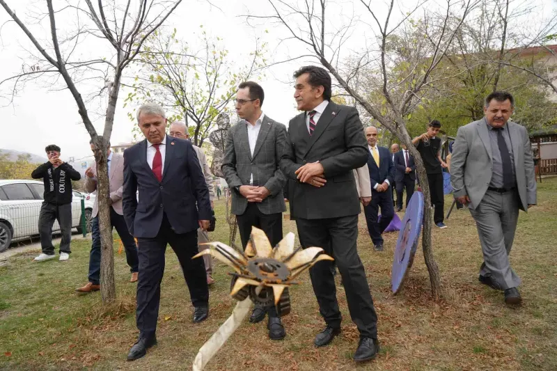 Erzurum'daki Güzel Sanatlar Lisesinde Sanat Bahçesi Açıldı