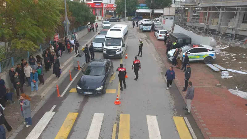 Malatya'da Okul Çevrelerinde Güvenlik Denetimleri Titizlikle Sürdürülüyor
