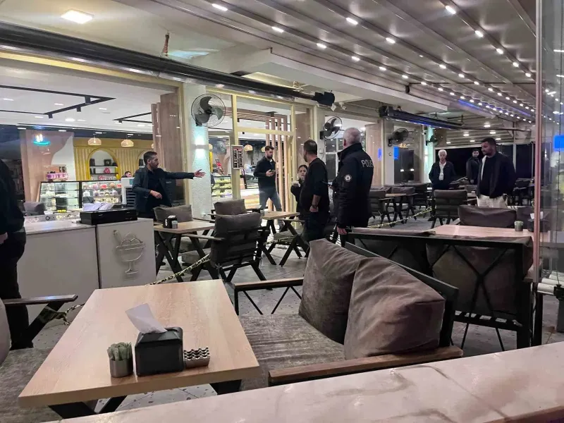 Aydın Efeler'de Kafede Silahlı Çatışma: İki Şüpheli Firar Etti