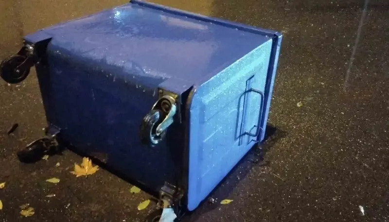 İstanbul Üsküdar'da Şiddetli Sağanak Yağış Hayatı Olumsuz Etkiledi