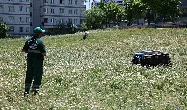 Bağbot ile çim biçmek artık çok kolay