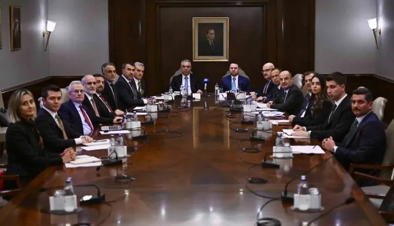 Adalet Bakanı Akın Gürlekten Yeni Anayasa Çağrısı