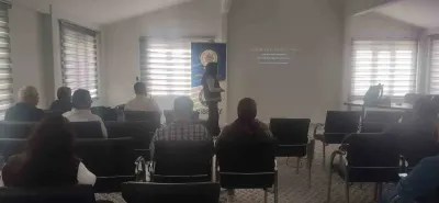Denizli'de Emniyet Ekiplerinden Öğrenci ve Velilere Kapsamlı Eğitim
