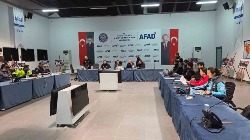 Kocaeli Valiliğinden Şiddetli Yağış Ve Riskler İçin Kritik Kriz Zirvesi