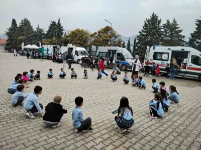 Osmaneli'nde Minik Öğrencilere Kapsamlı Sağlık Eğitimi Verildi