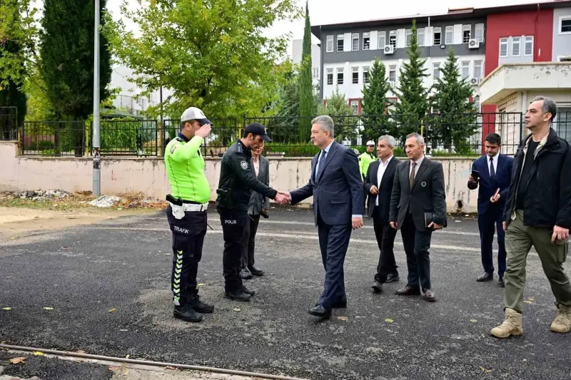 Adıyaman'da Okul Güvenliği İçin Polis Denetimleri Aralıksız Sürüyor