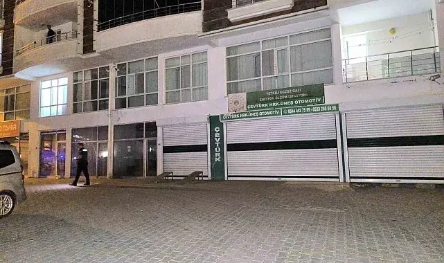 Siirt'te silahlı kavga: Baba ve oğlu yaralandı