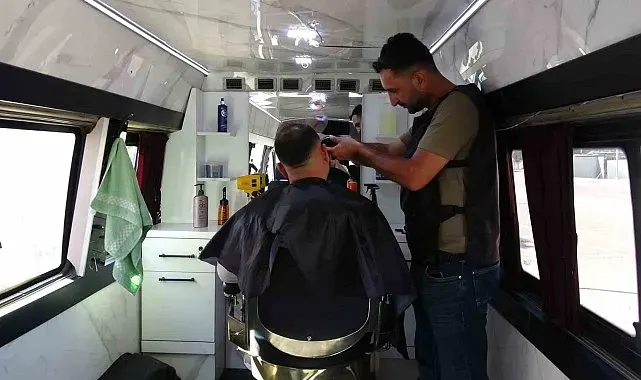 Uzman çavuşluğu bırakıp mobil berber oldu