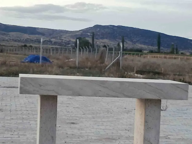 Babasından Kalan Mirası Mahalle Mezarlığı İçin Bağışlayan Kadının İlk Acısı Annesi Oldu