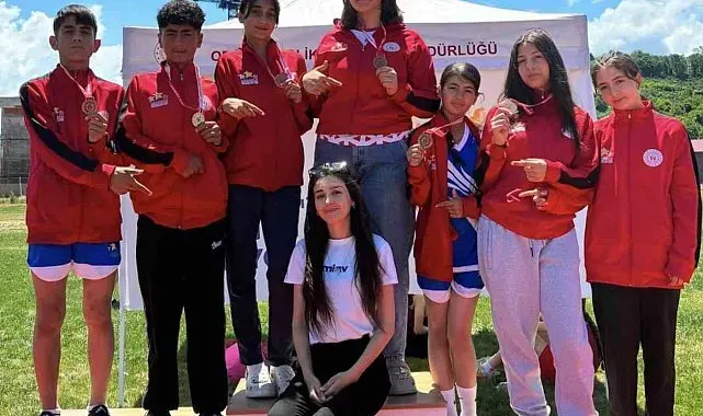 Aşkaleli sporcular Ordu'da Türkiye yarı finallerine yükseldi