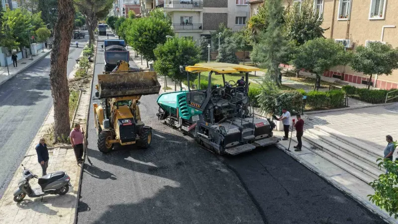 Salihli'de Ferah Caddesi İçin Sıcak Asfalt Çalışmaları Başlatıldı