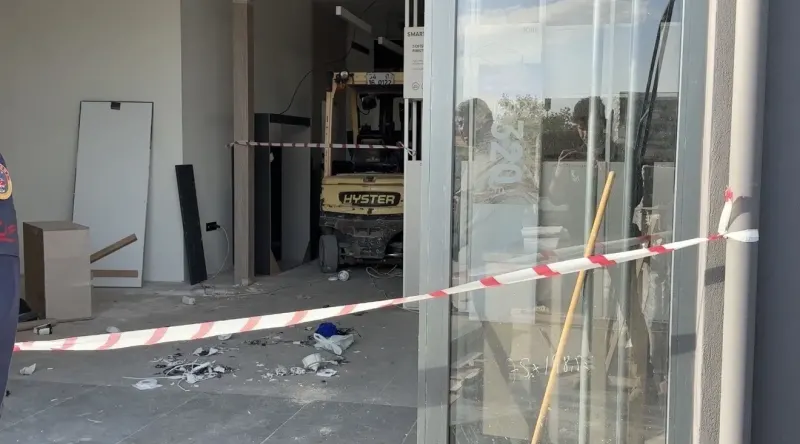 Gaziantep te İş Kazası: Mermer Bloğun Altında Kalan 1 İşçi Hayatını Kaybetti