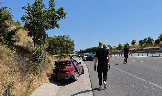 Balıkesir'de feci kazada sürücü hayatını kaybetti