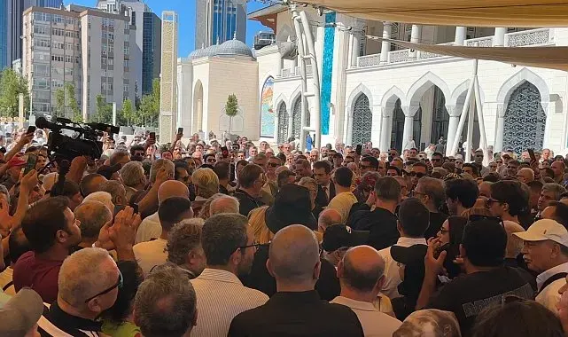 Usta oyuncu Kadir İnanır için cenaze töreni düzenleniyor