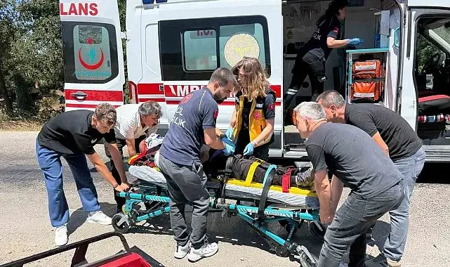 Çanakkale'de motorlu bisiklet ile otomobil çarpıştı; 1 kişi yaralandı