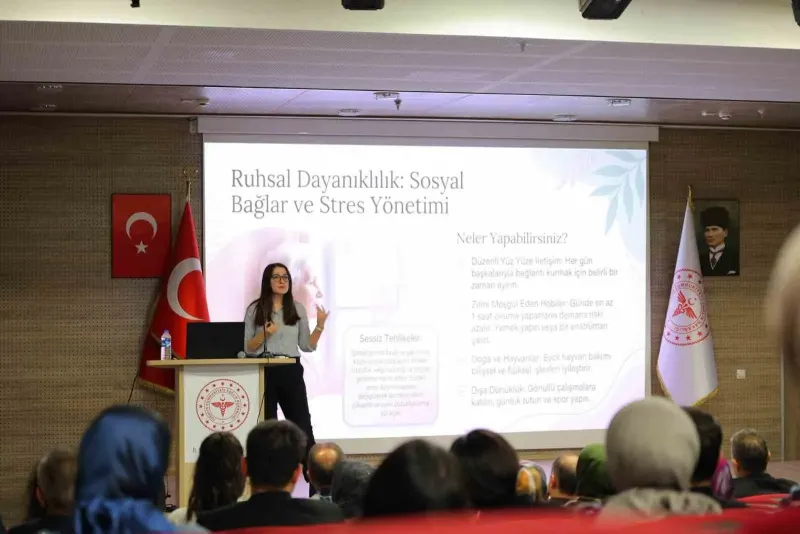 Bayburt'ta Sağlık Çalışanlarına Kronik Hastalıklar Eğitimi