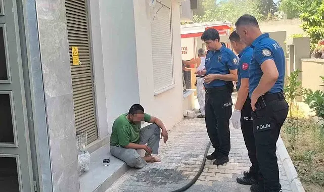Annesine sinirlendi kendini eve kapatıp yakmaya çalıştı, mahallede korku ve öfke dolu anlar