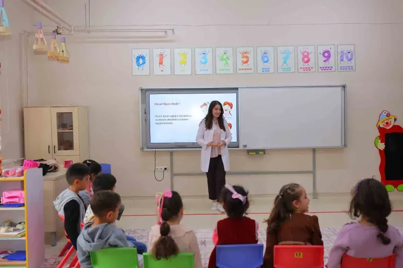 Bayburt’ta Minik Öğrencilere Kapsamlı Sağlık Eğitimi Verildi
