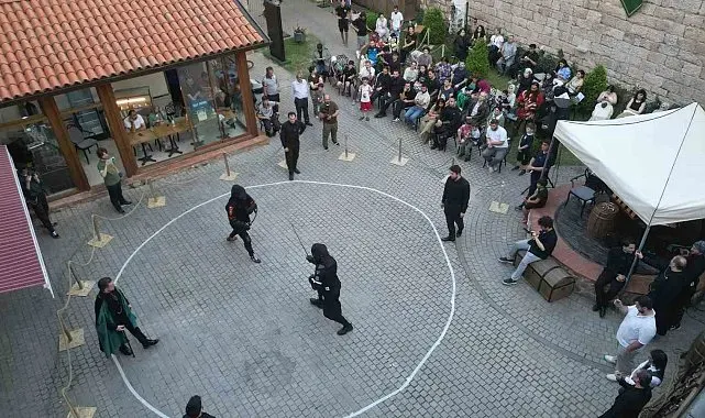 Türk kılıçları Zindankapı'da çarpıştı