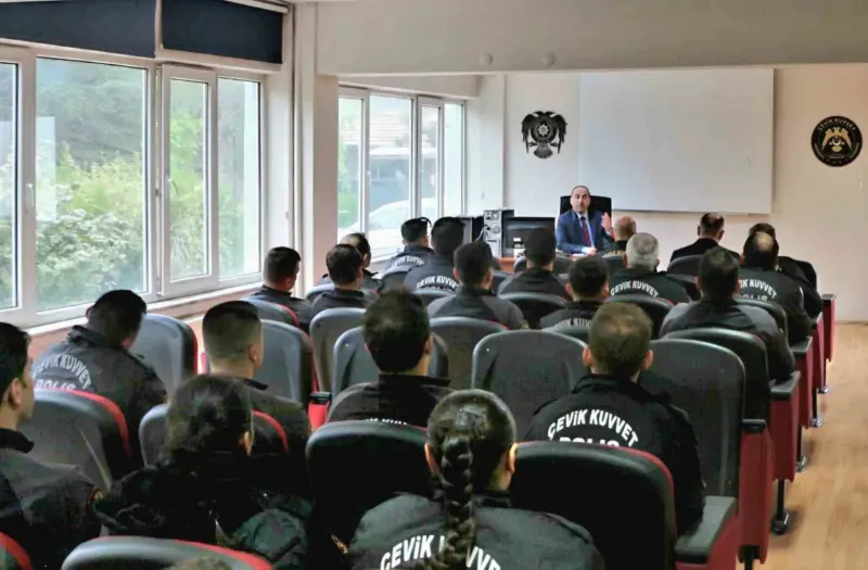 Eskişehir Emniyet Müdürü Tolga Yılmaz Çevik Kuvvet Personeliyle Buluştu