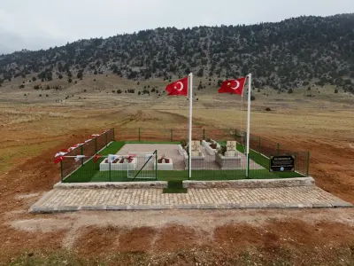 Kurtuluş Savaşı Şehitlerinin Asırlık Mezarları Adana'da Şehitliğe Dönüştürüldü