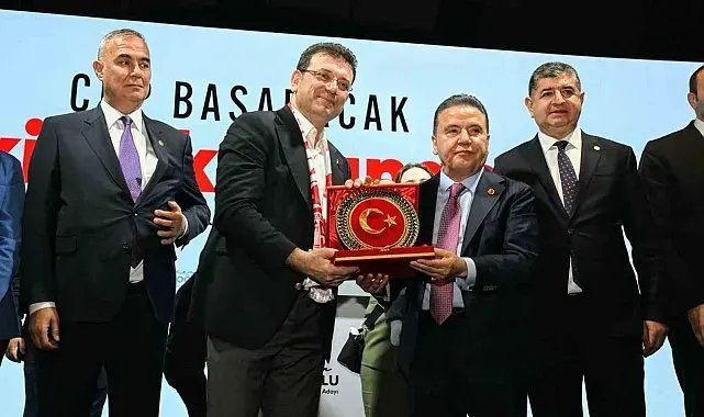Muhittin Böcek'ten cezaevinde ek ifade: "Ekrem İmamoğlu benden 15 milyon Euro istedi, 5 milyonu havala sistemiyle gönderdim"