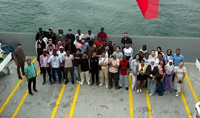 TÖMER'den uluslararası öğrencilere feribot etkinliği
