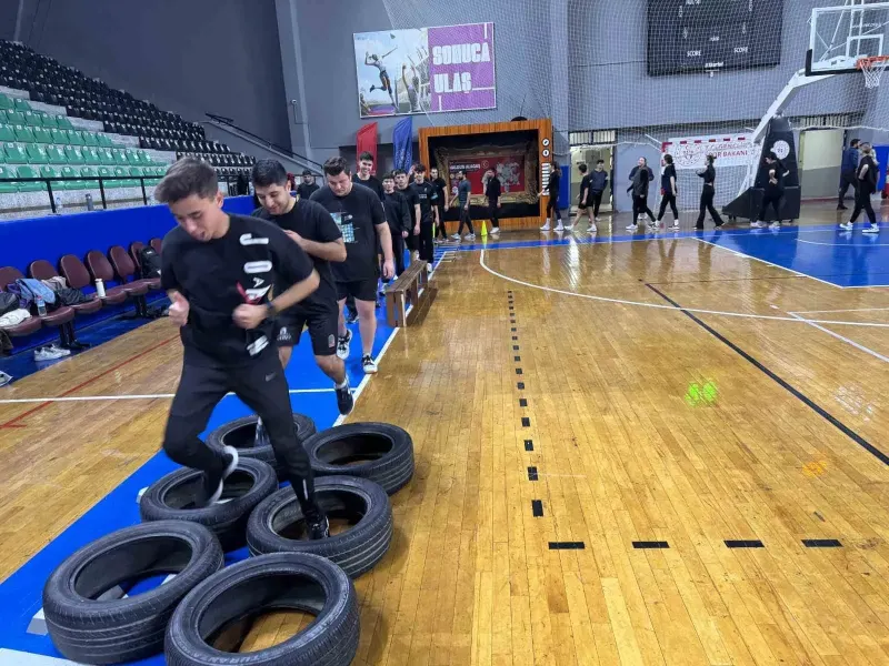 Merkezefendi Gençlik Ve Spor Akademisi İki Yüz On Beş Genci Hayallerine Kavuşturdu